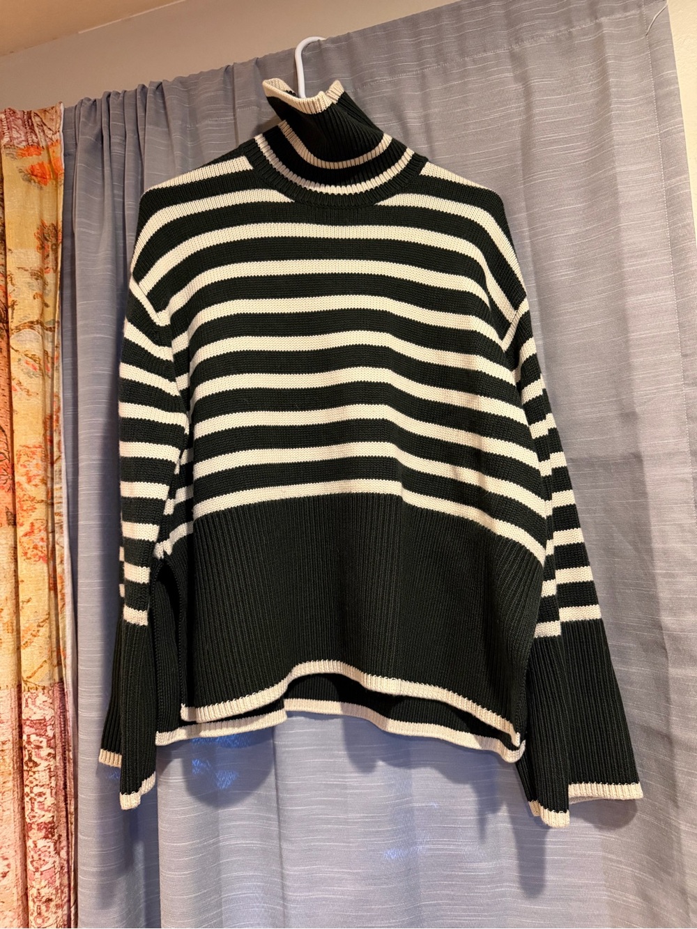 Classic Toteme Dark Green and White/Off white Striped Funnel Neck Sweater